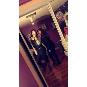 Meet your Posher, Alexia